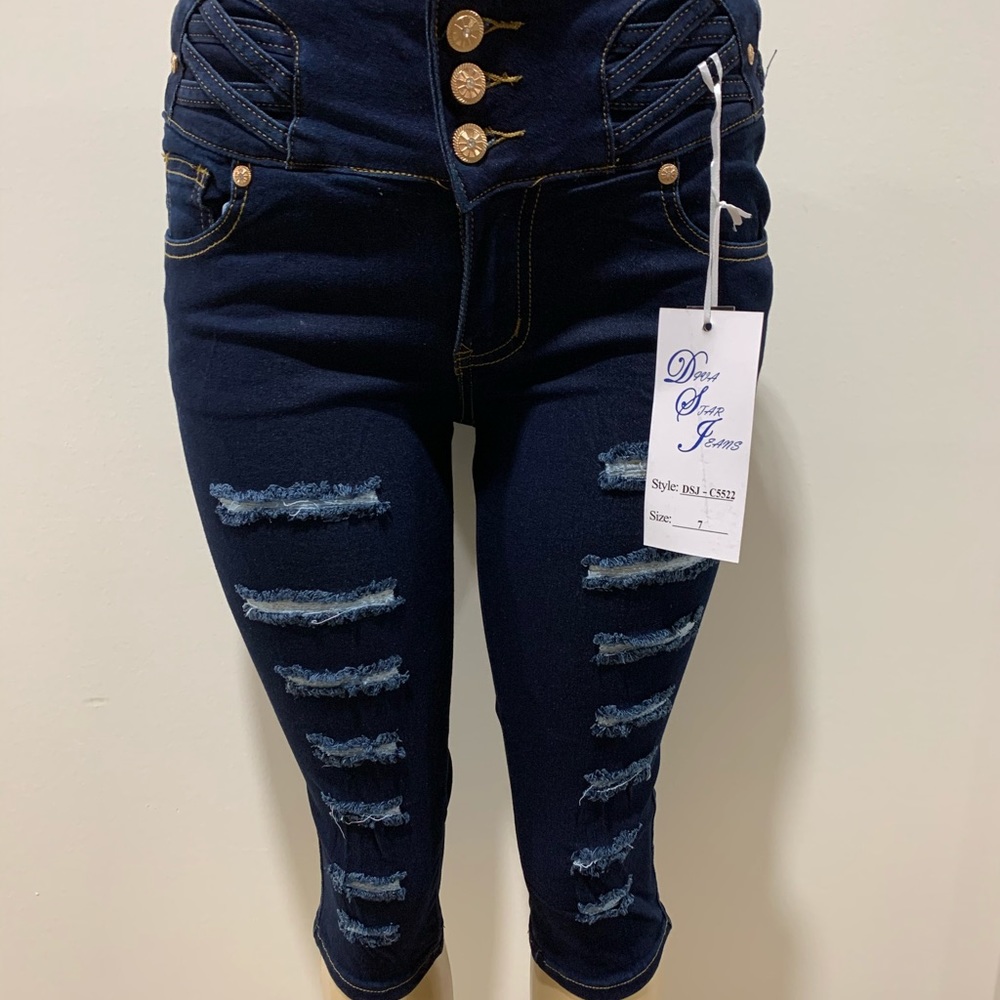 New tush push  blue Capri stretch push up shorts